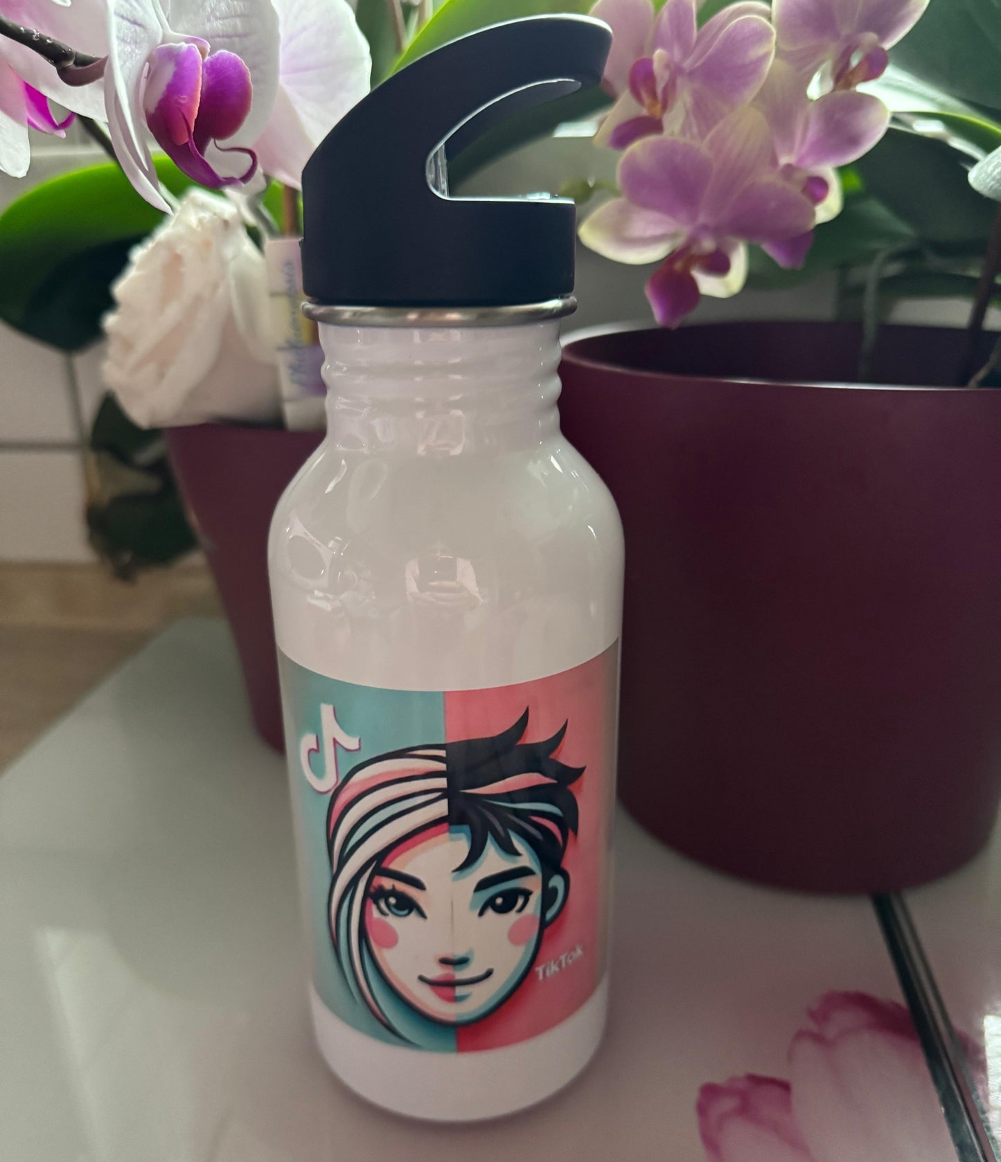 TikTok Trinkflasche